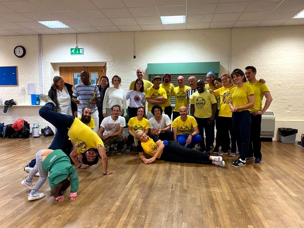 Oxford Capoeira Society group photo after a workshop